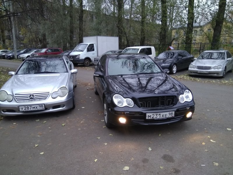 Машины 2006 года