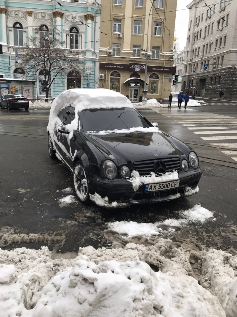 Мерседес Москва зима