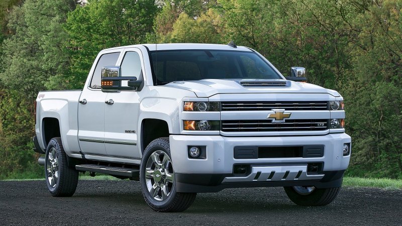 Шевроле SS 2015