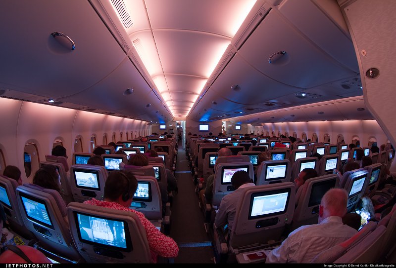 Аэробус а380 861 Эмирейтс