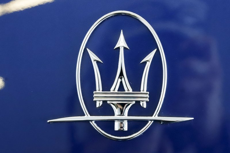 Трезубец марка