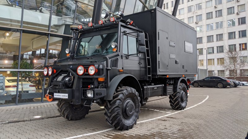 Мерседес Унимог 2020