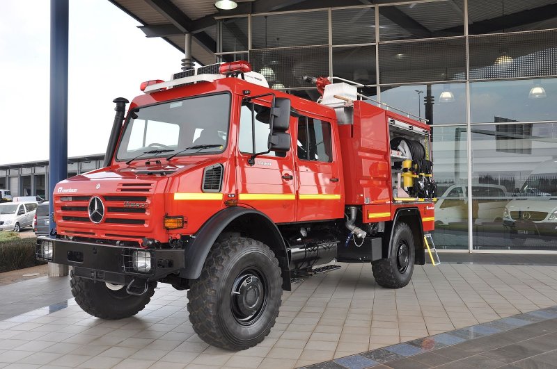 Unimog Mercedes-Benz