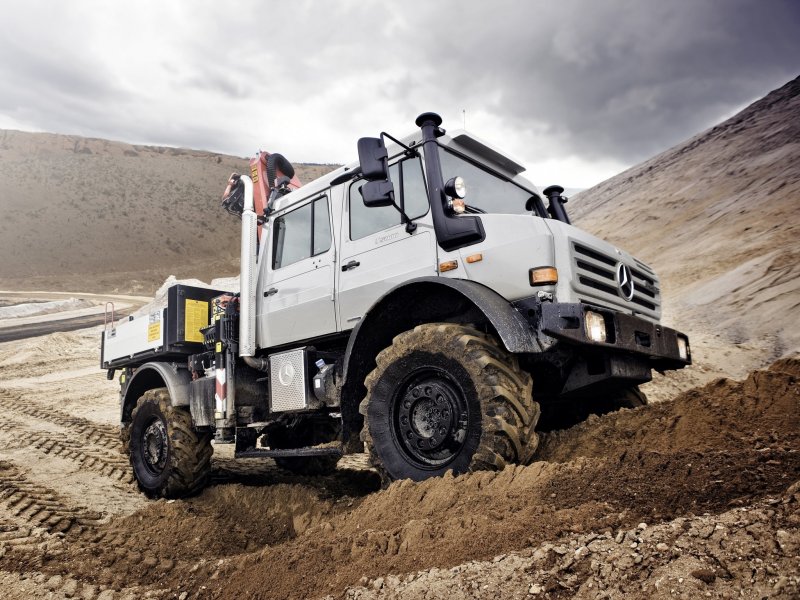 Unimog Mercedes-Benz