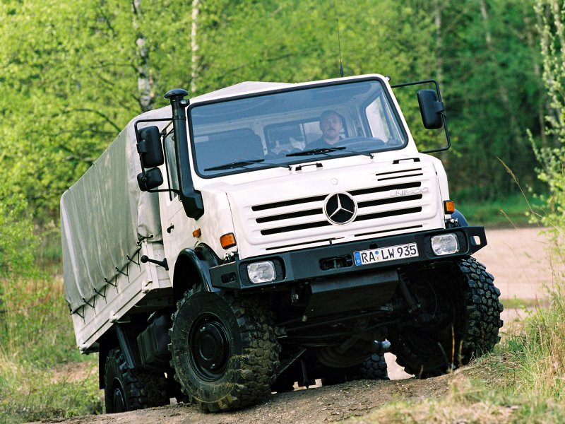 Mercedes Benz Unimog 5000