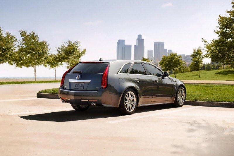 Кадиллак CTS купе