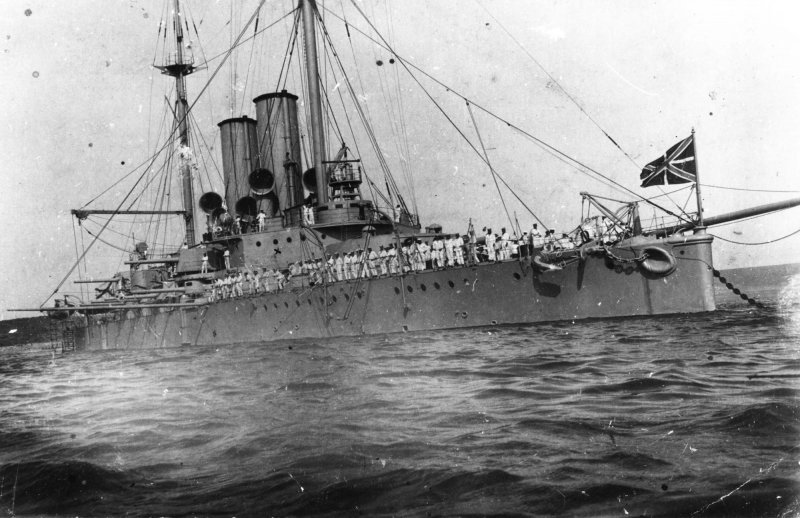 Эскадренный броненосец три святителя