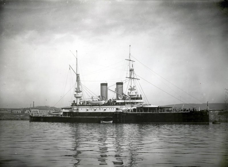 Линкор три святителя