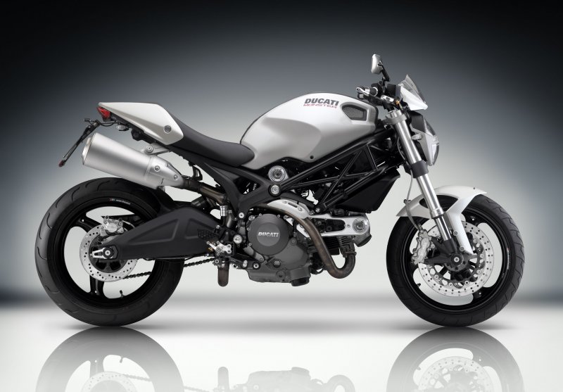 Мотоцикл Ducati Monster 696