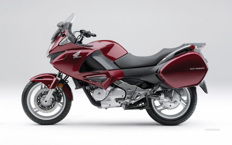 Мотоцикл Хонда nt700v