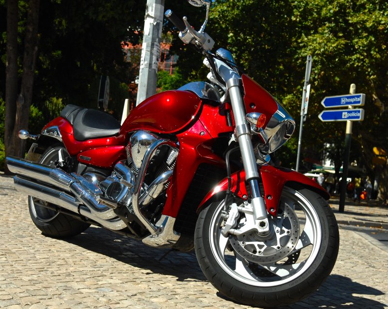 Suzuki Boulevard m109