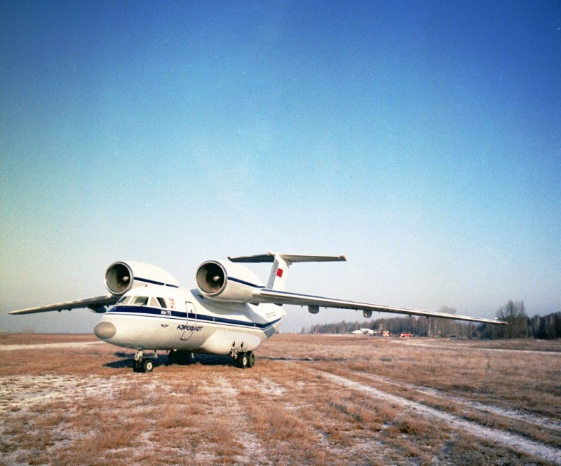 АН 72 Чебурашка