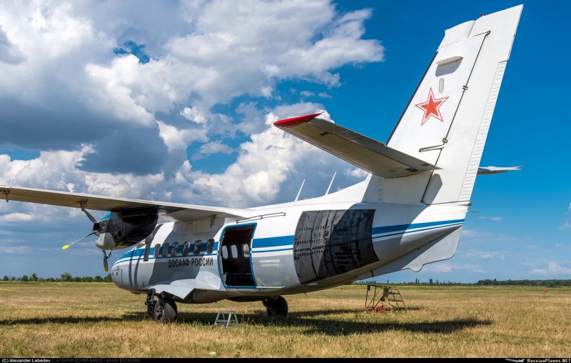 Самолет л-410 УВП-Э