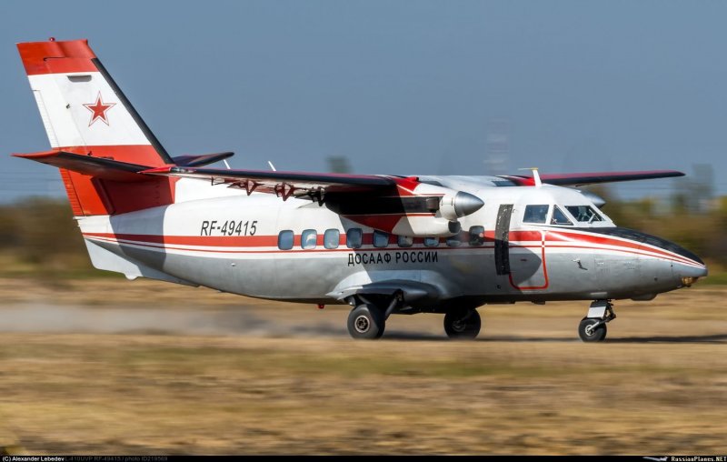 Турболёт л-410