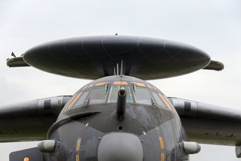 Самолёт ДРЛО А-100 "премьер"