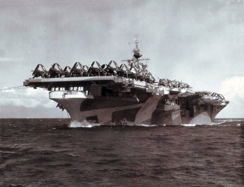 Авианосец призрак