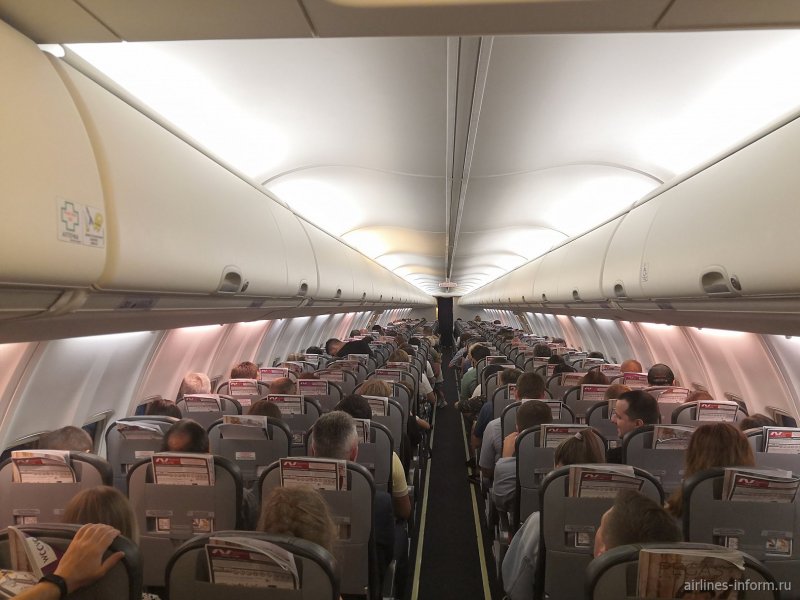 Nordwind Boeing 737-800 салон