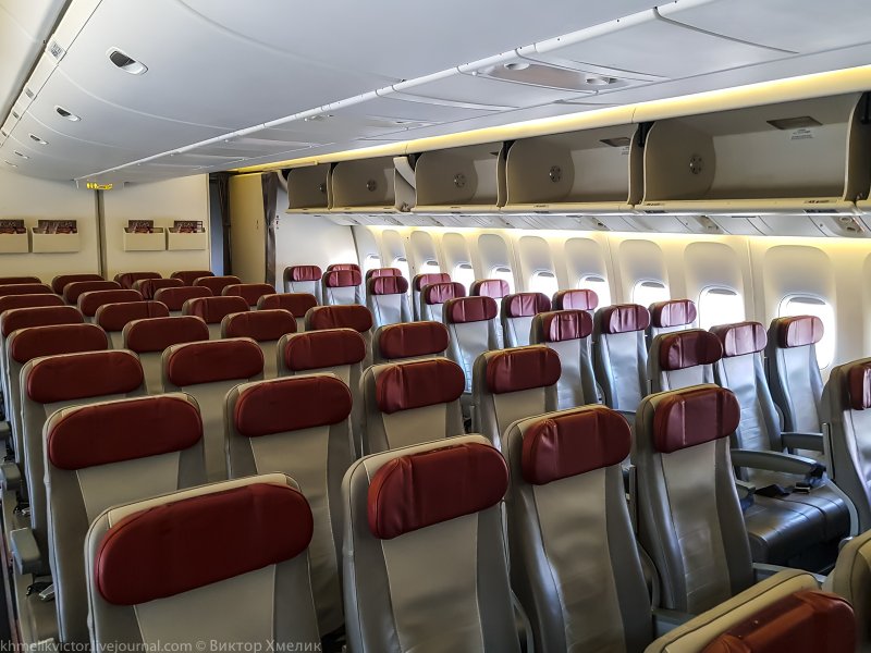 Nordwind 777-300 er салон
