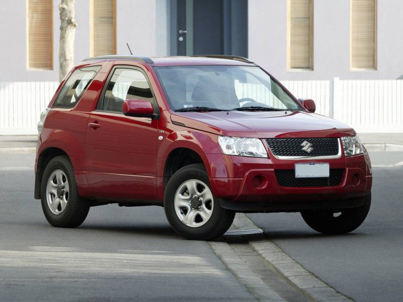 Машина Сузуки Grand Vitara