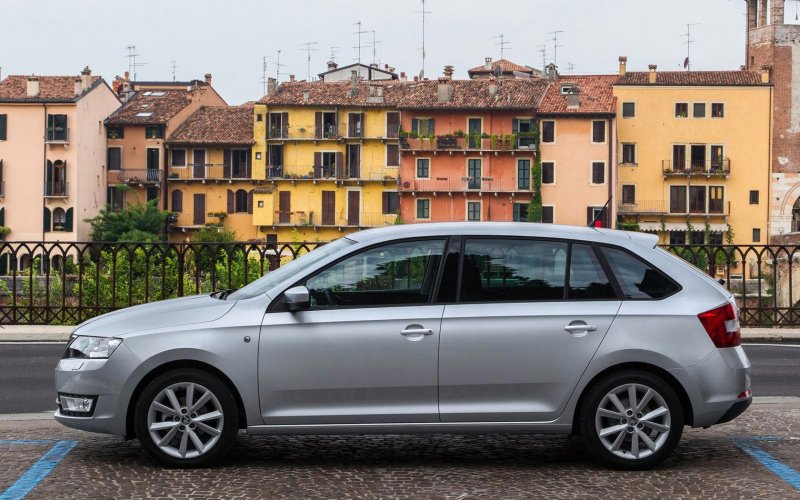 Skoda Rapid универсал
