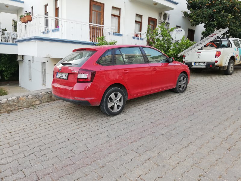 Skoda Rapid универсал