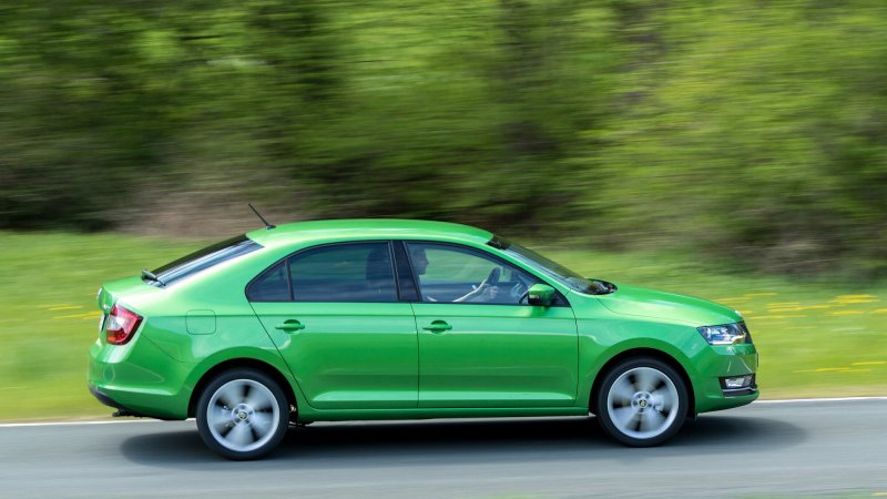 Шкода Рапид Спейсбек