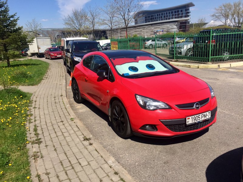 Opel Astra GTC на дисках BBS