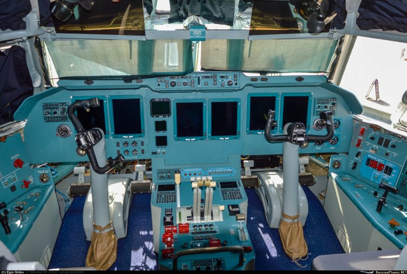 Ил-78м-90а кабина