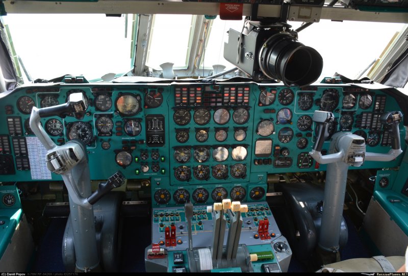 Ил 76 МД грузовой отсек