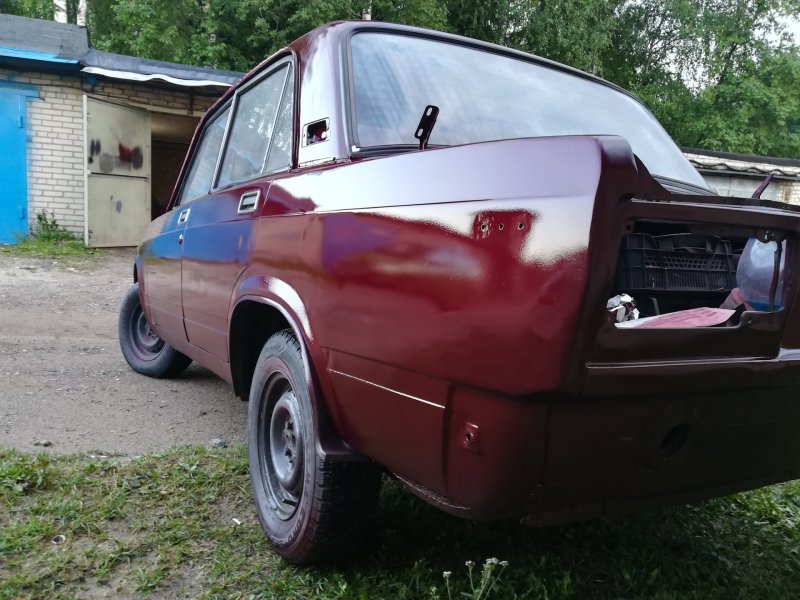 ВАЗ 2105 спелая вишня