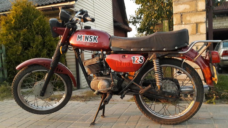 Racer 909-12 красный