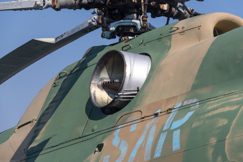 Ми-8 на малой высоте