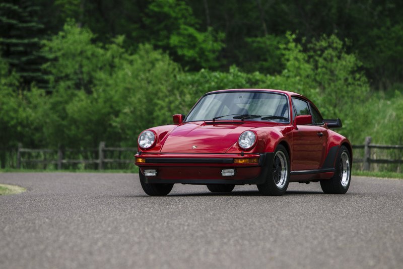 Porsche 930 Classic