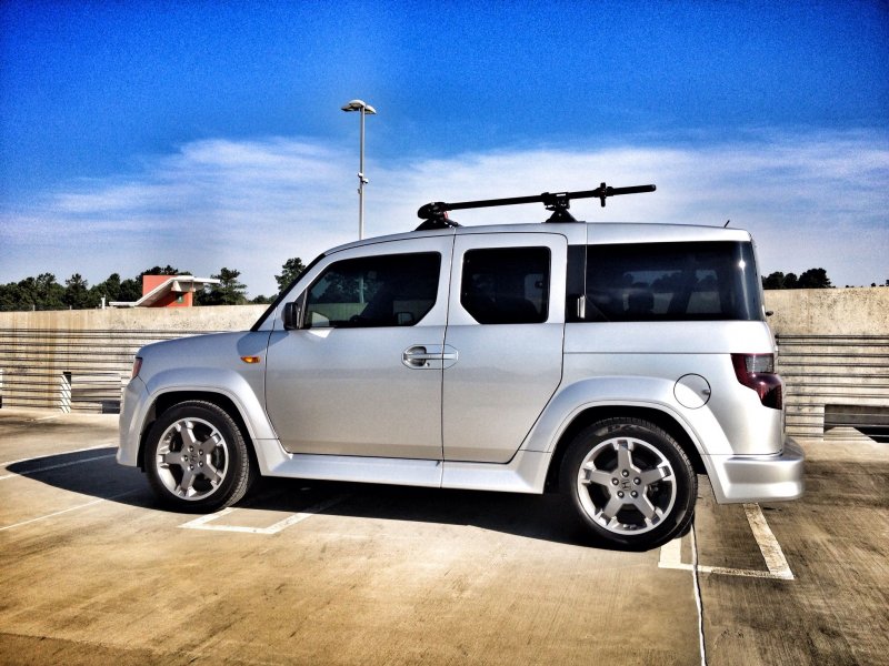 Honda element White