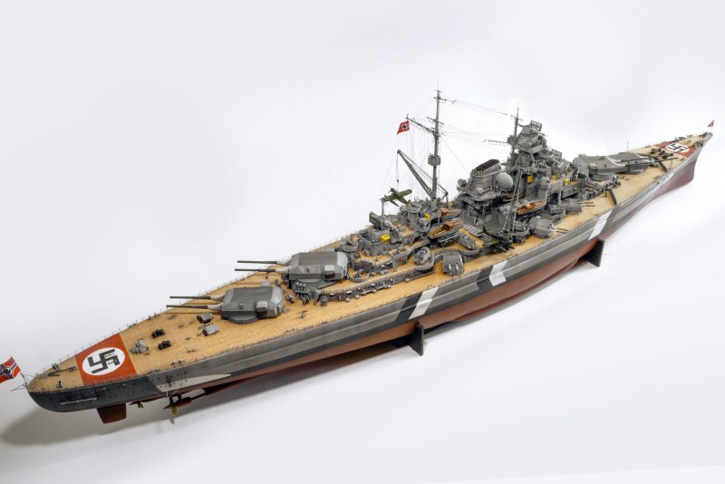 Немецкий линкор бисмарк