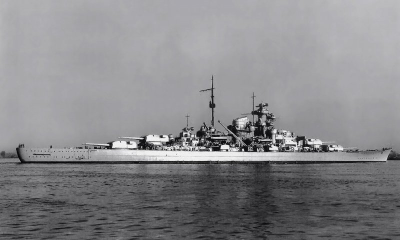 Немецкий крейсер бисмарк