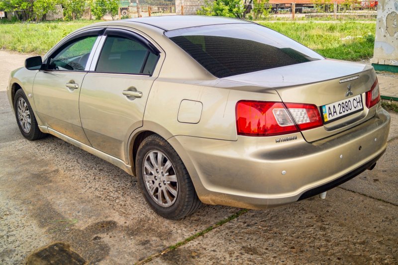 Мицубиси Галант 2008