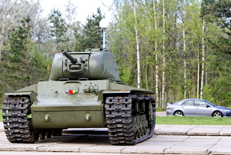 Танк кв-1с-152