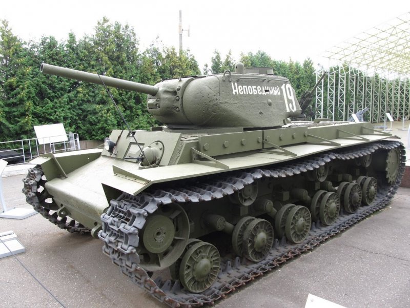Танк Клим Ворошилов 1