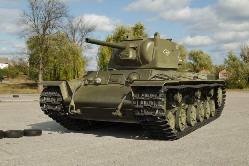 Танк кв-1 1942 года
