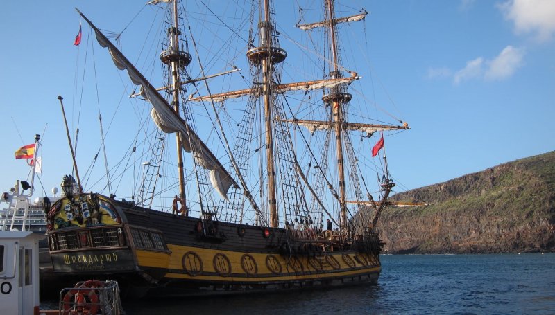 Корабль Полтава Петра 1