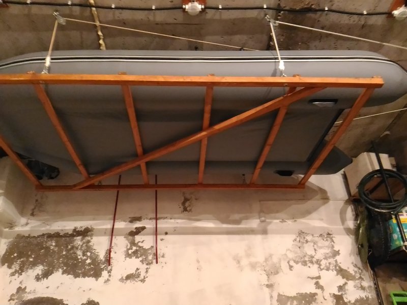 Подъемный механизм для лодки в гараж