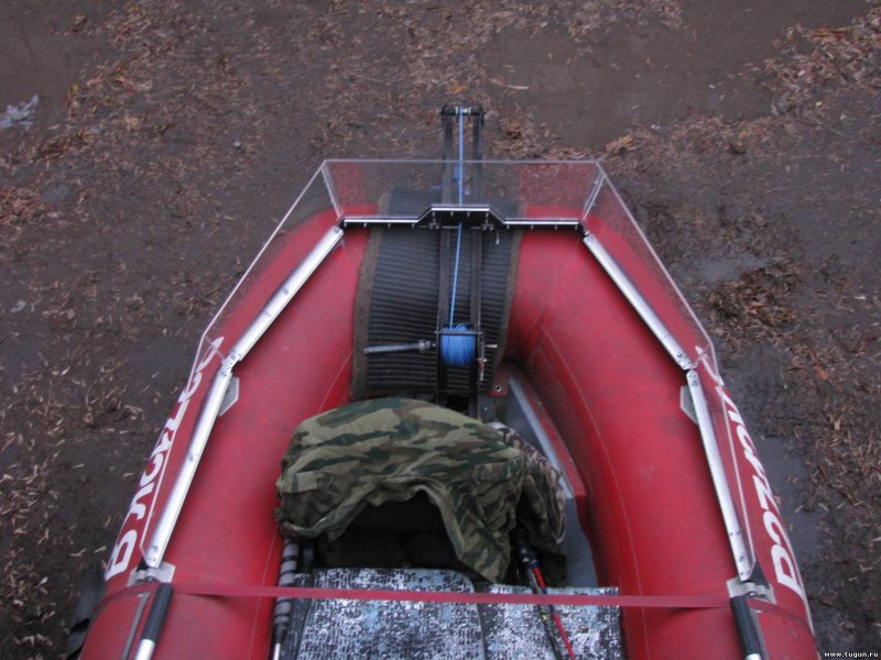 Лодка 370 НДНД якорь