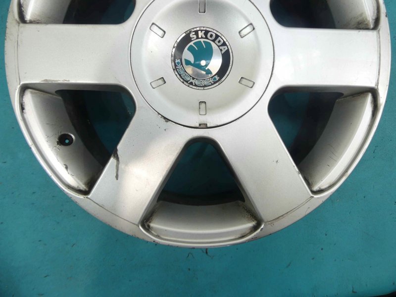 Диск колесный Шкода Октавия r15