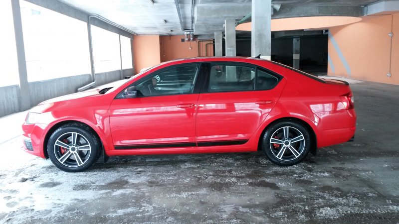 Диски литые Шкода Рапид 17