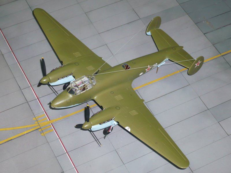 Бомбардировщик пе-2 ВОВ