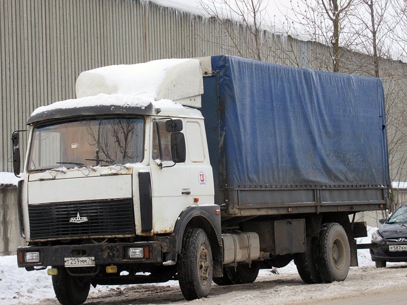 Грузовик МАЗ 5336