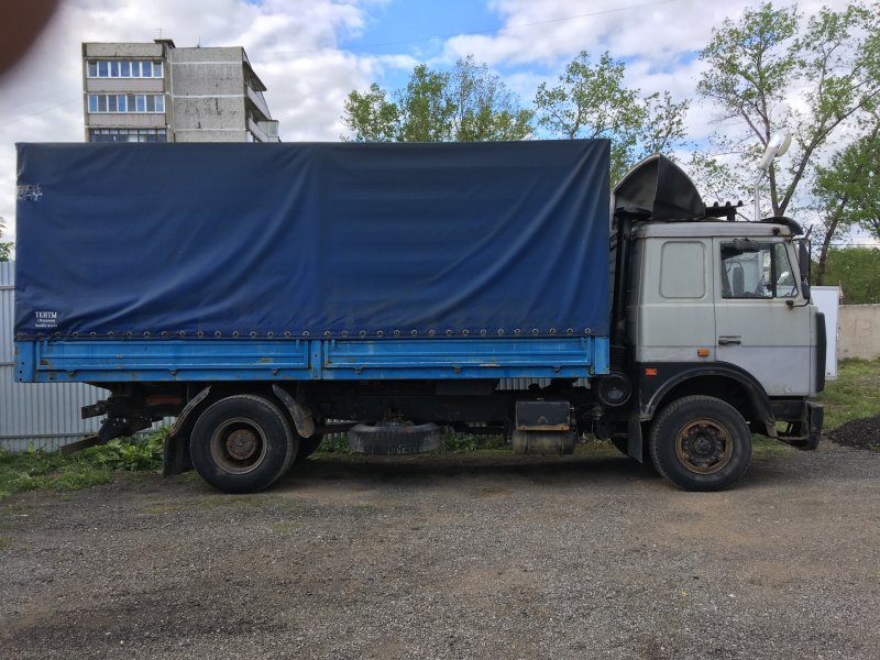МАЗ 5336 тентованный