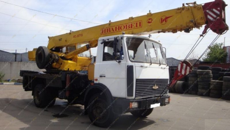 Автокран МАЗ (4х2), 16 т, стрела 18 м КС-35717