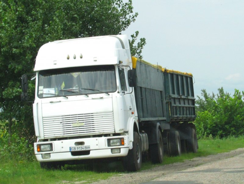 МАЗ 5336 самосвал